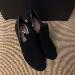 Vince Camuto Kawa Heels